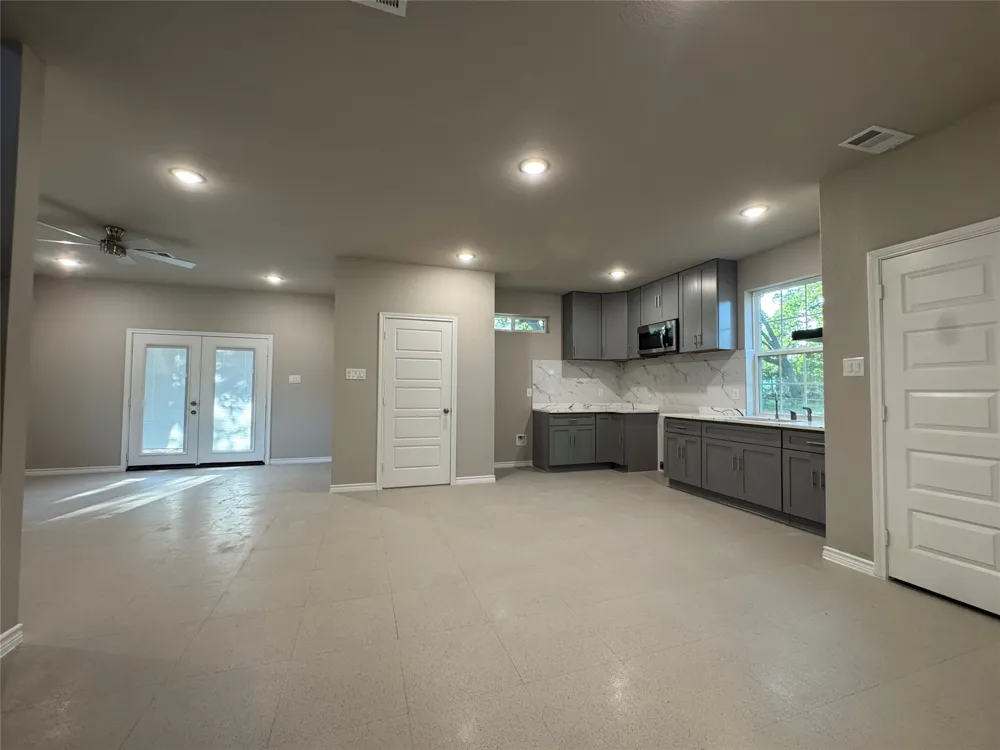 3203 Sherry Lane Balch Springs, TX 75180
