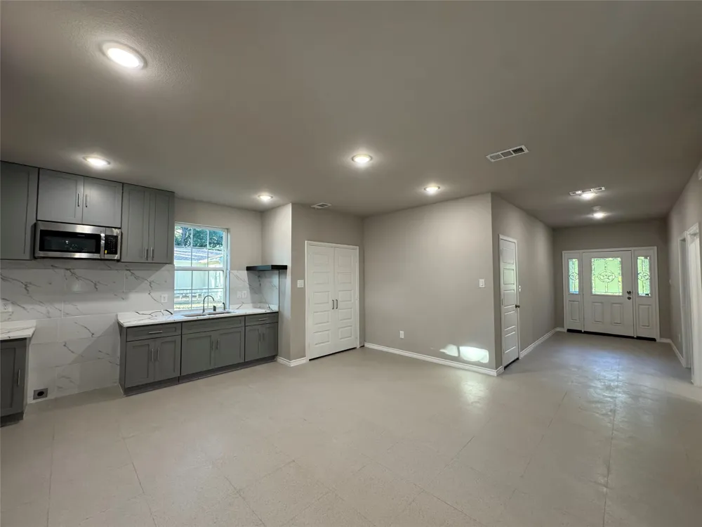 3203 Sherry Lane Balch Springs, TX 75180