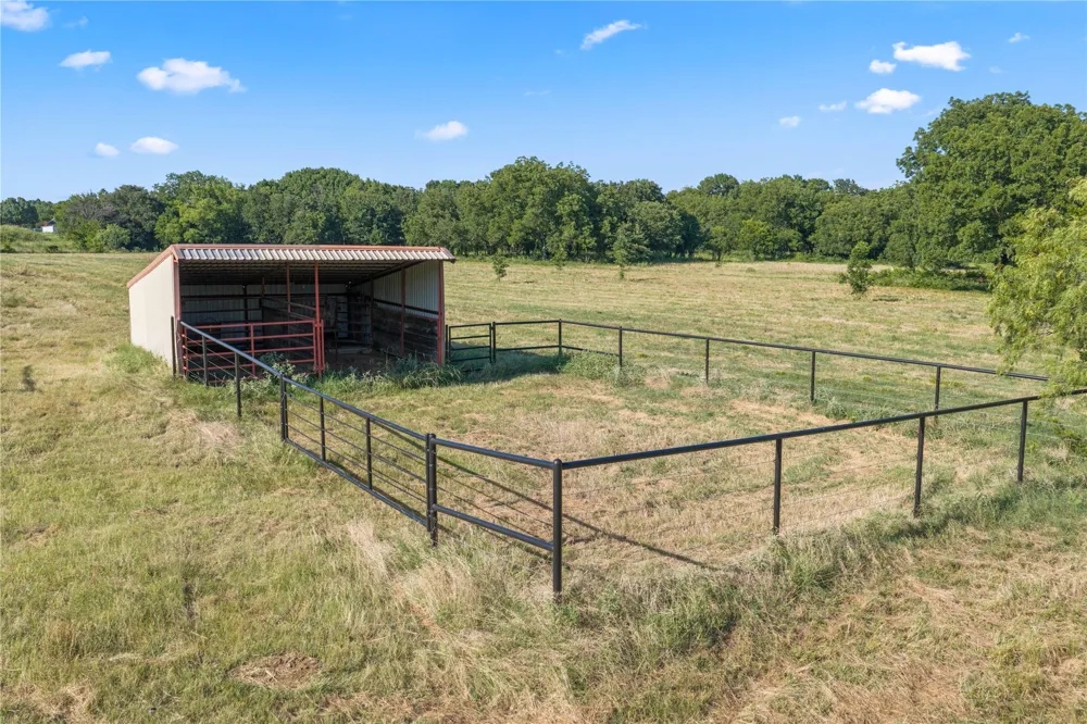 200 County Road 2130 Gainesville, TX 76240