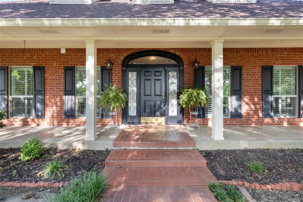 200 County Road 2130 Gainesville, TX 76240