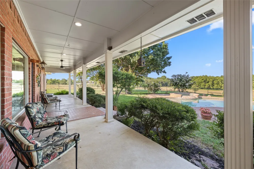 200 County Road 2130 Gainesville, TX 76240