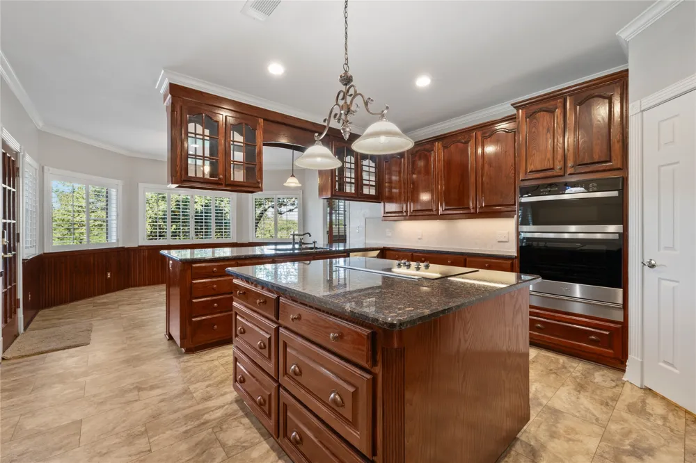 200 County Road 2130 Gainesville, TX 76240