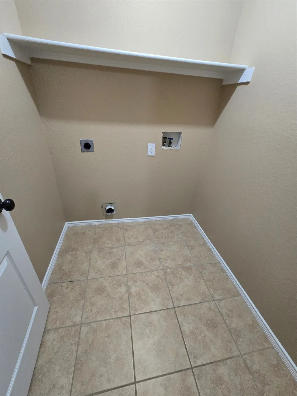 4512 Saddlebrook Drive Carrollton, TX 75010