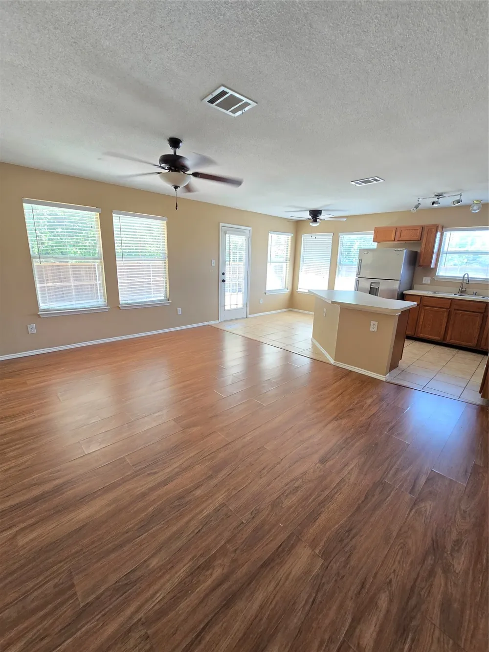 4512 Saddlebrook Drive Carrollton, TX 75010