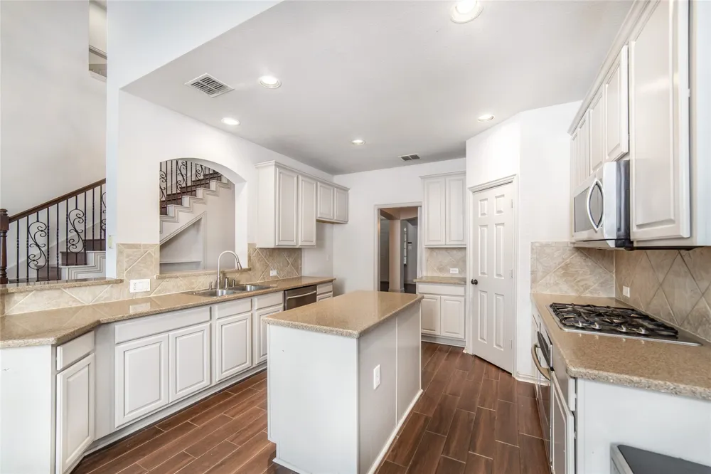 3616 Timothy Drive Flower Mound, TX 75022