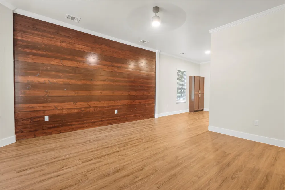 613 S 5th Street Bonham, TX 75418