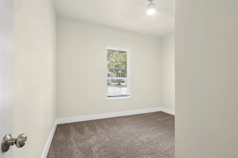 613 S 5th Street Bonham, TX 75418