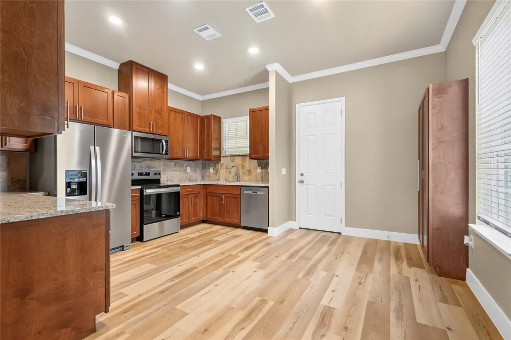403 S 4th Street Bonham, TX 75418