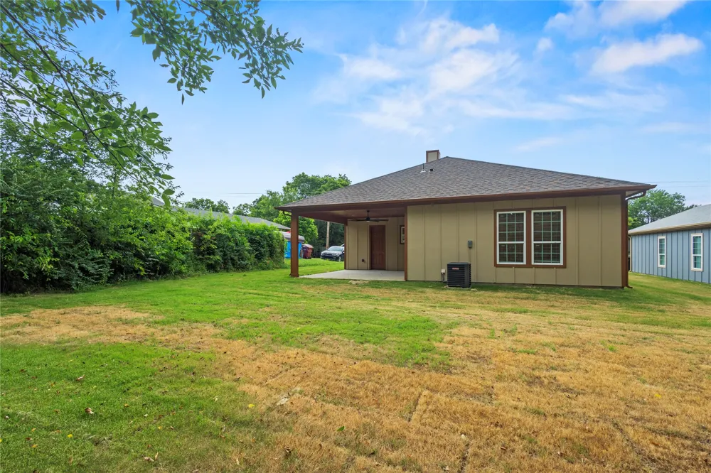 403 S 4th Street Bonham, TX 75418
