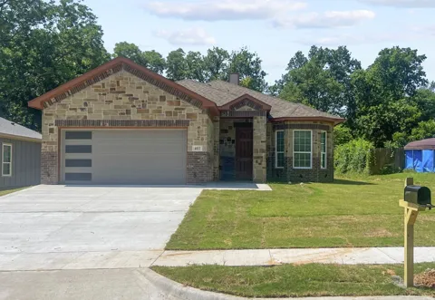 403 S 4th Street