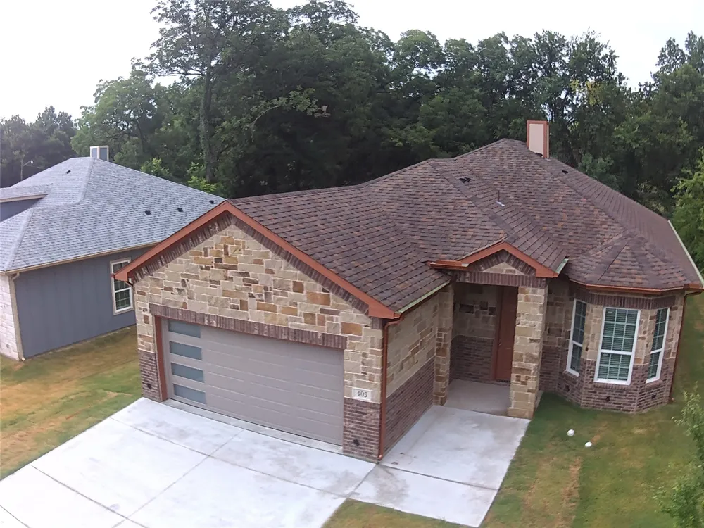 403 S 4th Street Bonham, TX 75418