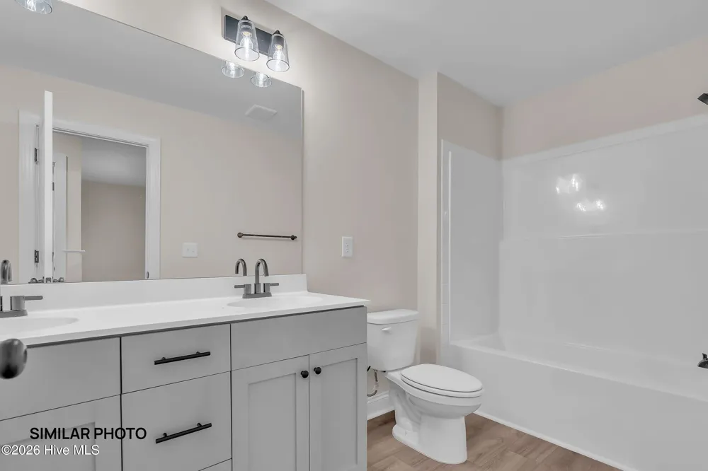 526 Ronnie Thompson Place ##35 Richlands, NC 28574