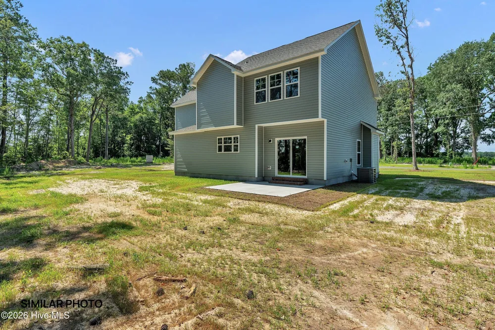 526 Ronnie Thompson Place ##35 Richlands, NC 28574