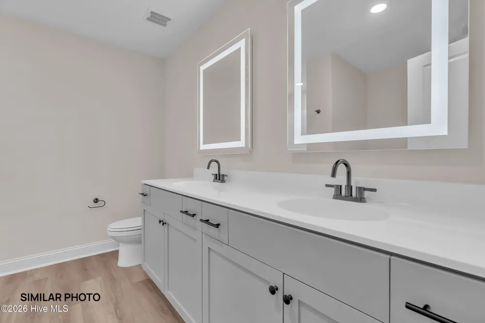 526 Ronnie Thompson Place ##35 Richlands, NC 28574