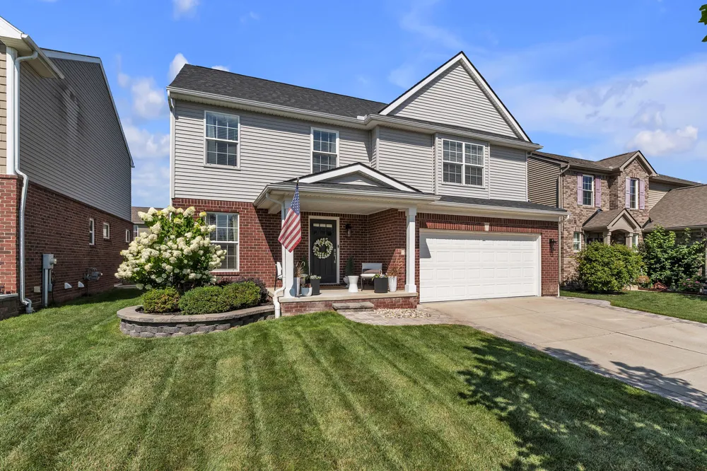 7184 Castell Boulevard Belleville, MI 48111