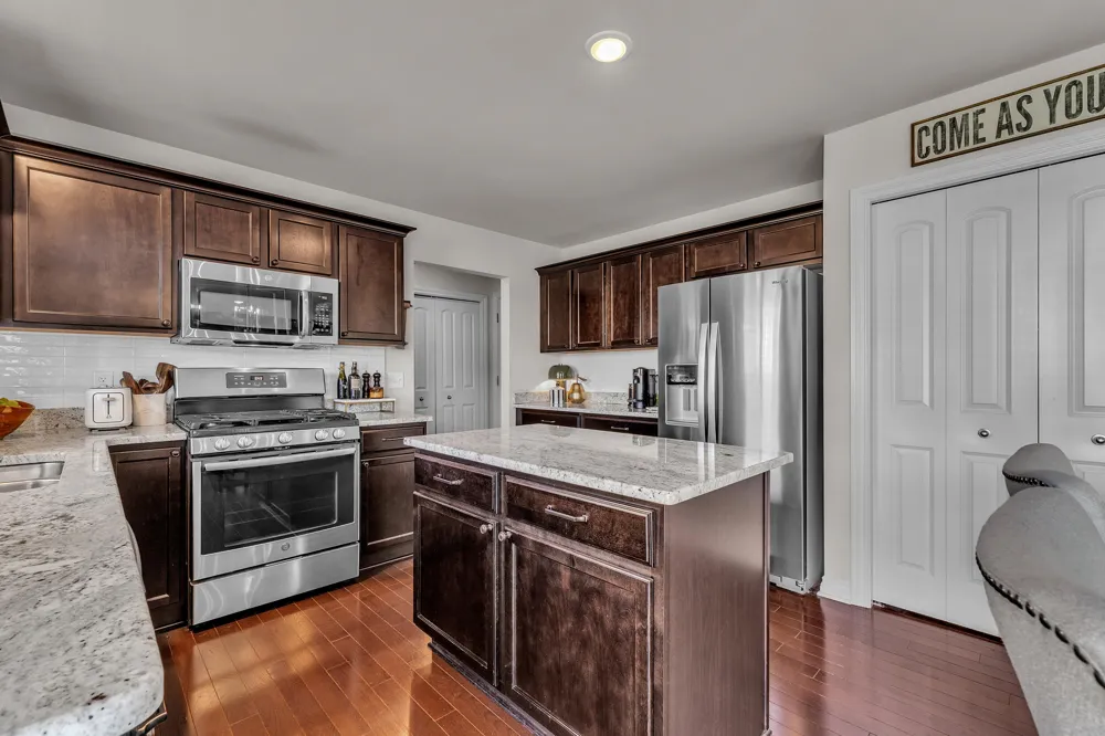 7184 Castell Boulevard Belleville, MI 48111
