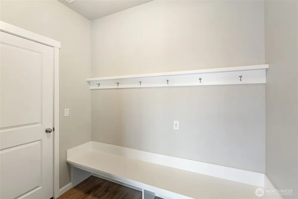 2412 NE Boulderstone Court Poulsbo, WA 98370
