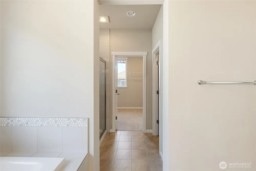 2412 NE Boulderstone Court Poulsbo, WA 98370