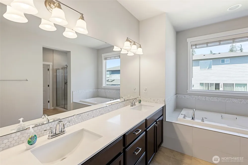 2412 NE Boulderstone Court Poulsbo, WA 98370