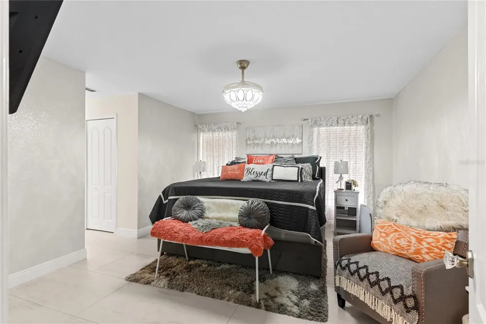 8207 WESTMONT TERRACE DRIVE Lakeland, FL 33810