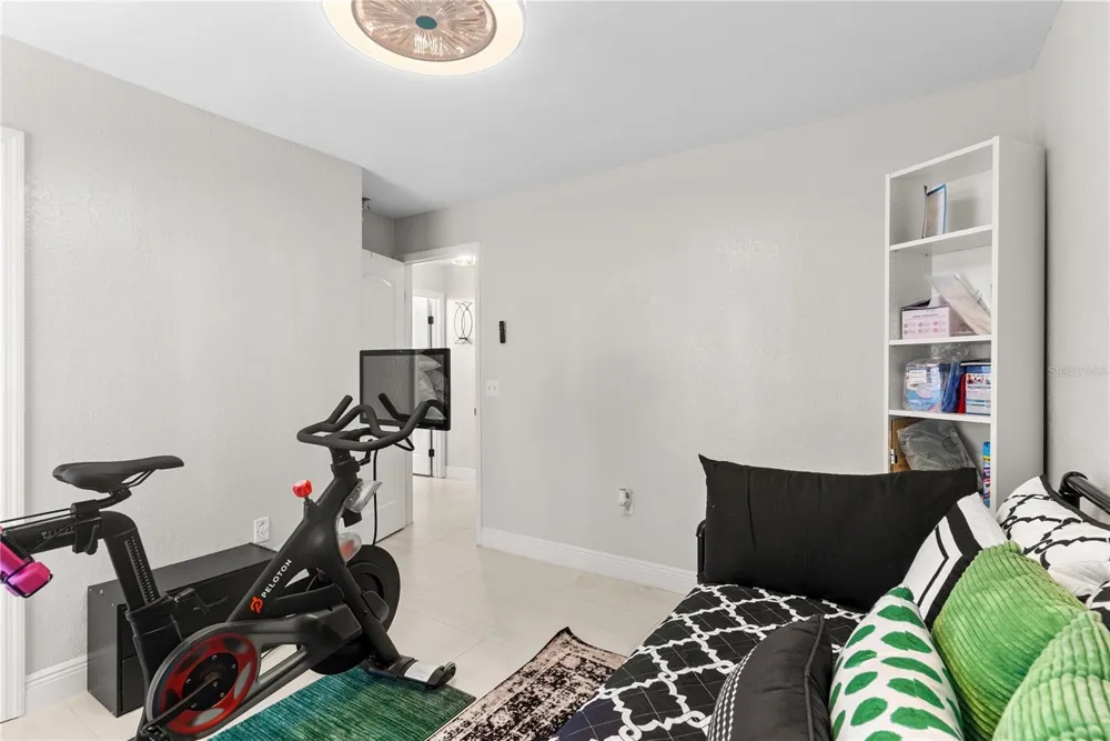 8207 WESTMONT TERRACE DRIVE Lakeland, FL 33810