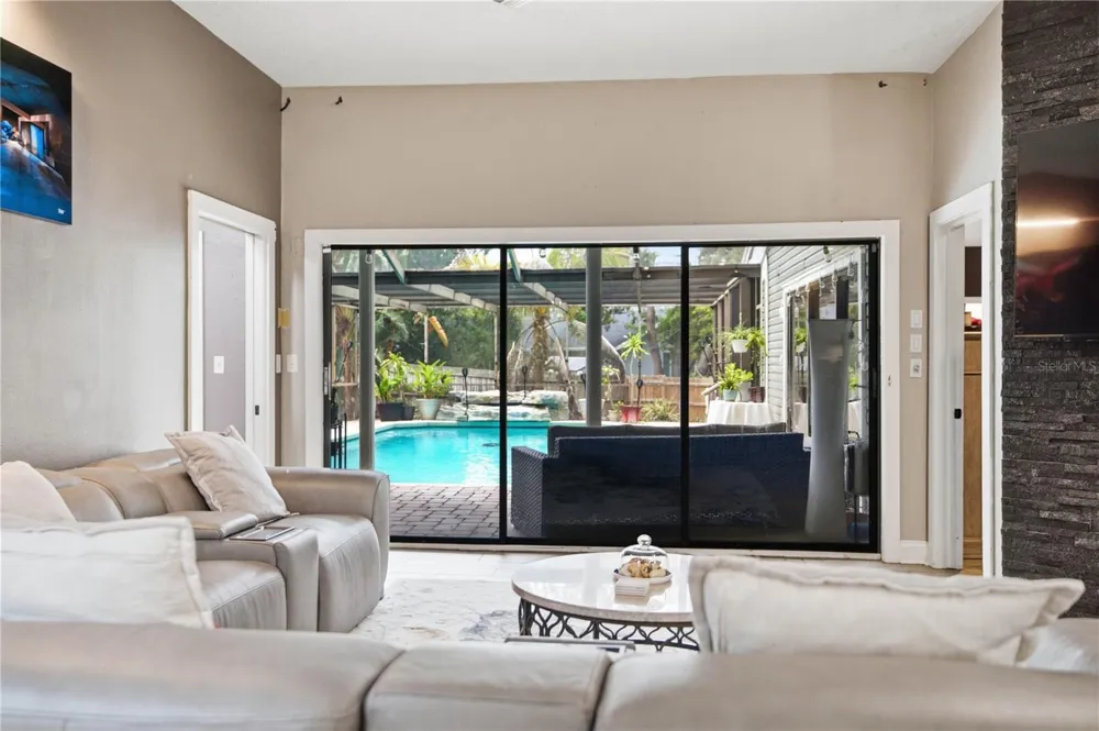2860 BRIARWOOD LANE Palm Harbor, FL 34683