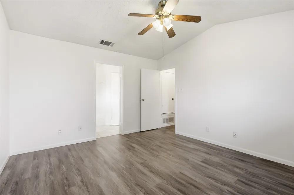 3612 Glenview Drive Corinth, TX 76210