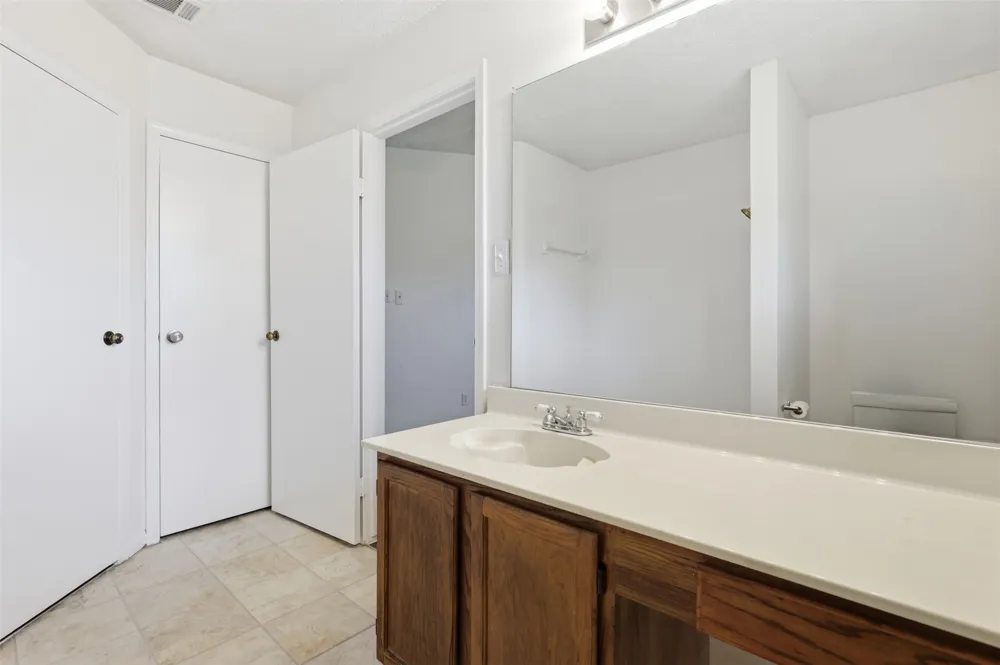 3612 Glenview Drive Corinth, TX 76210