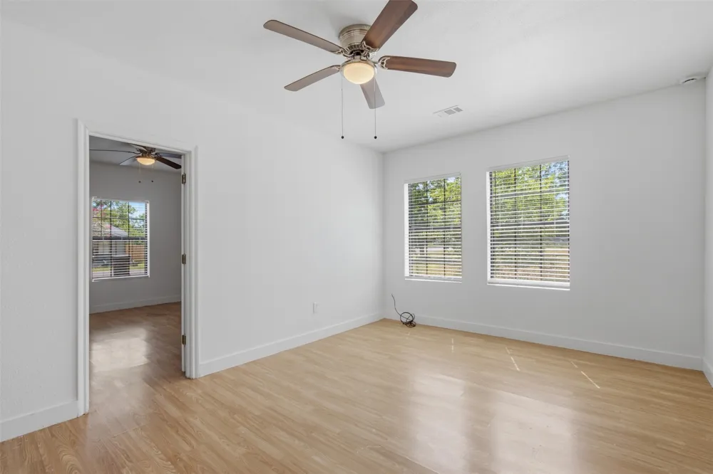 406 E Grayson Street Leonard, TX 75452