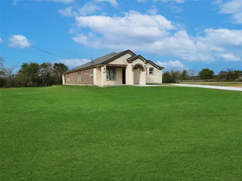 345 County Rd 6242
