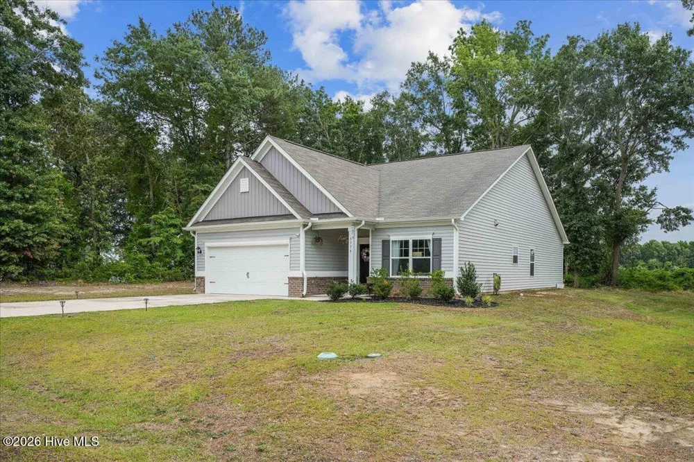 5775 Huntington Park Drive La Grange, NC 28551