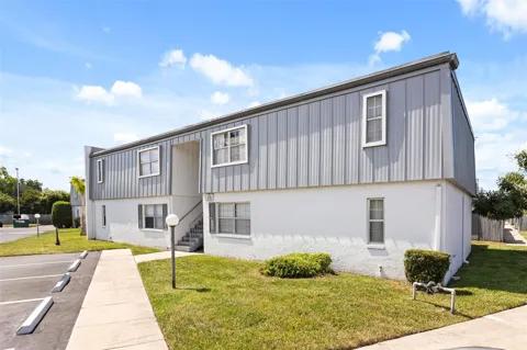 1000 S SEMORAN BOULEVARD #302