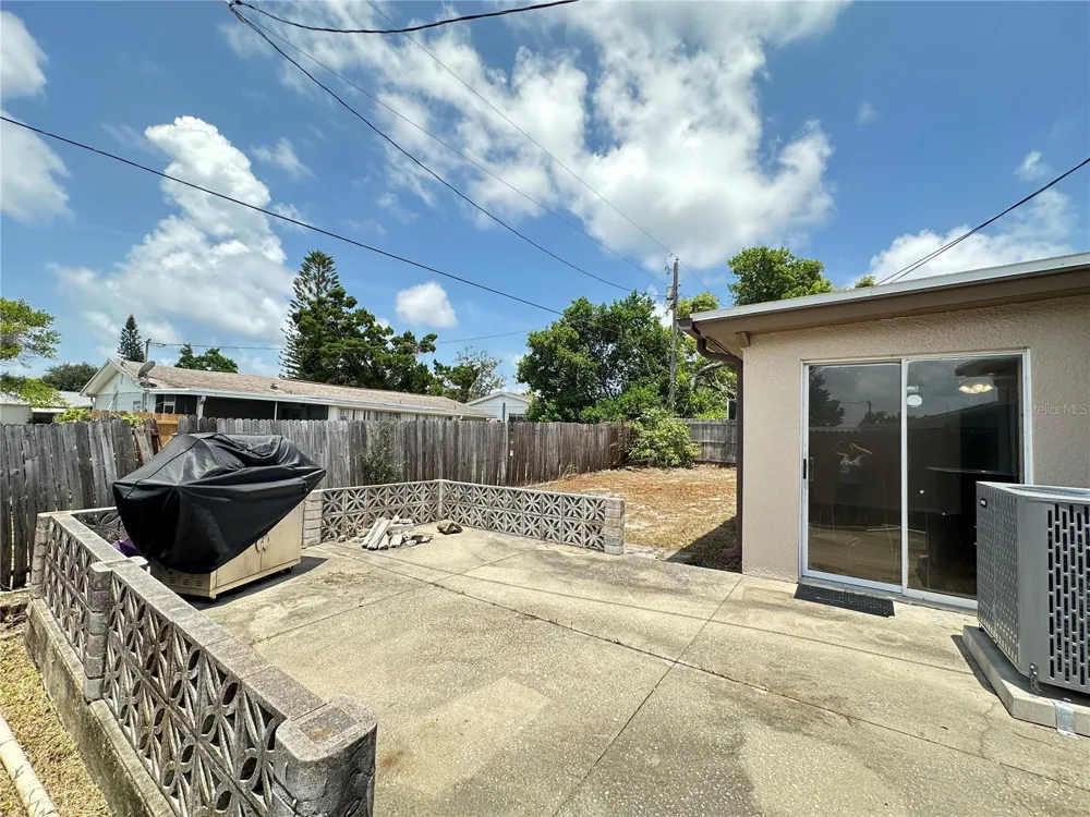 3313 BRIAR CLIFF DRIVE Holiday, FL 34691