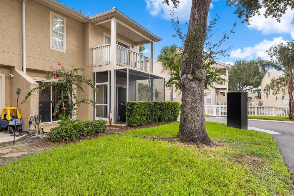 13007 LORNA PLACE Tampa, FL 33618