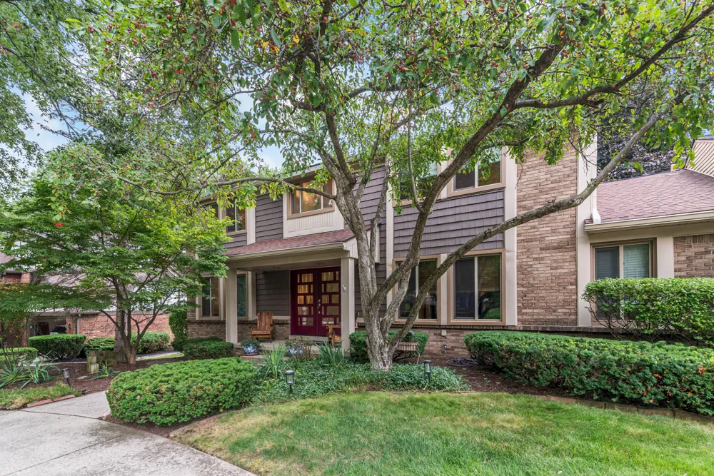 29822 Deer Run Farmington Hills, MI 48331