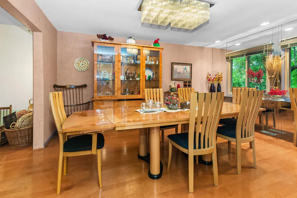 29822 Deer Run Farmington Hills, MI 48331