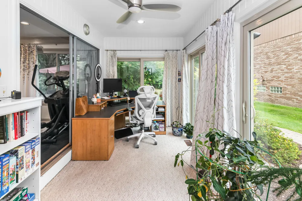 29822 Deer Run Farmington Hills, MI 48331