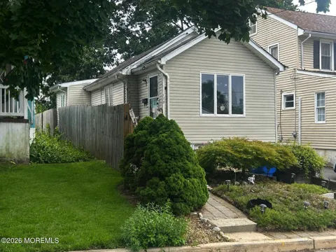 128 Chamone Avenue