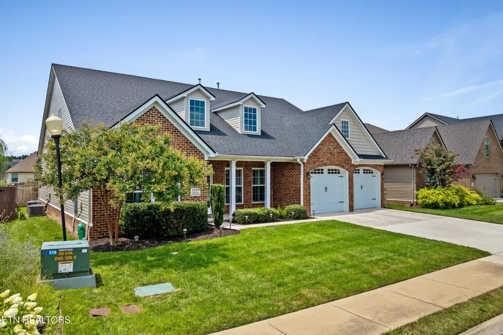 2529 Timber Highlands Lane Knoxville, TN 37932