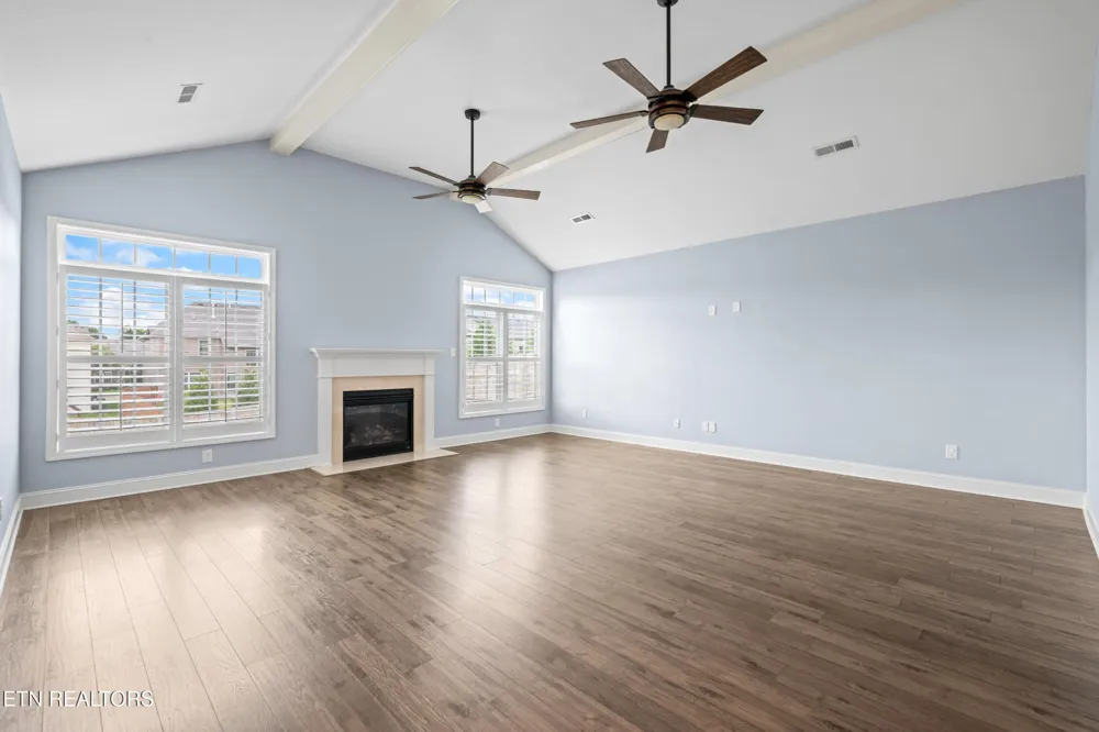 2529 Timber Highlands Lane Knoxville, TN 37932