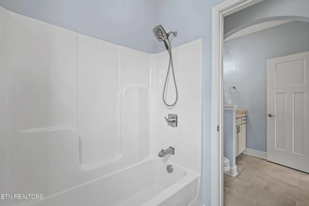 2529 Timber Highlands Lane Knoxville, TN 37932