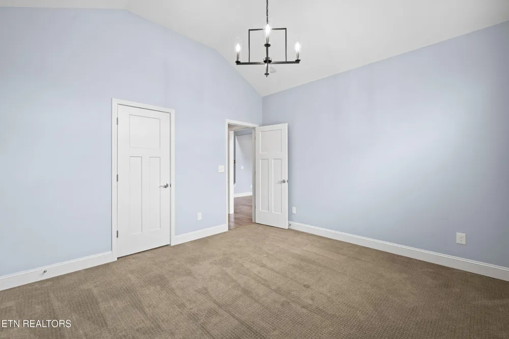 2529 Timber Highlands Lane Knoxville, TN 37932
