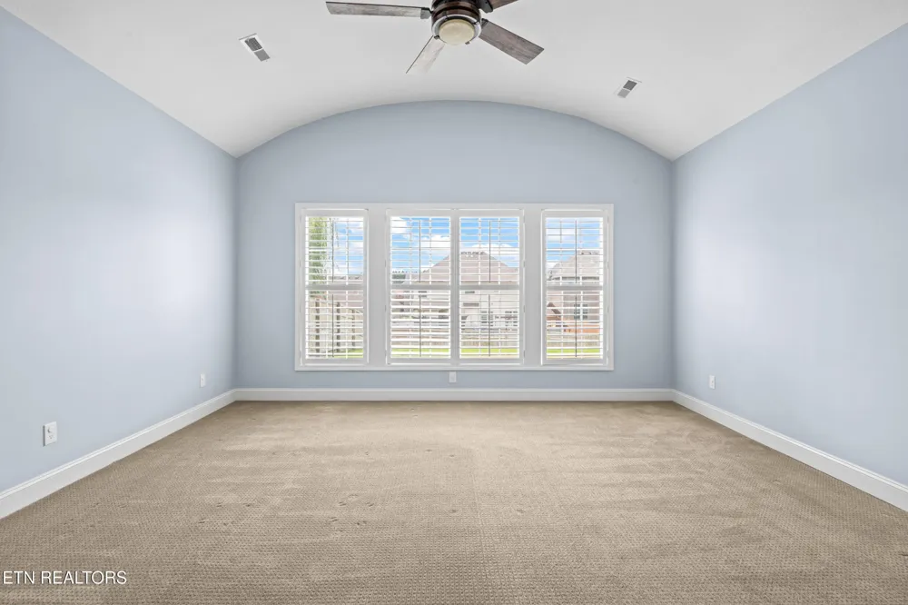 2529 Timber Highlands Lane Knoxville, TN 37932