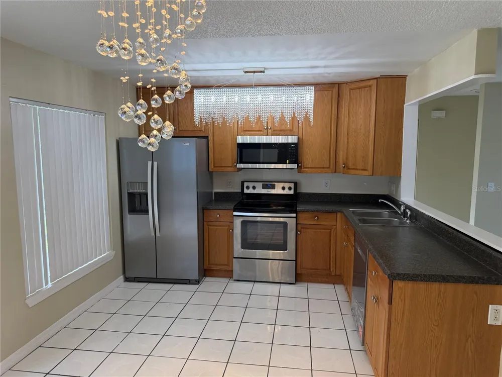 1069 BRIDLEWOOD WAY Brandon, FL 33511