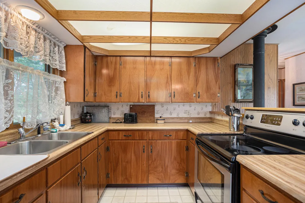 911 Dragon Shores Drive Coldwater, MI 49036