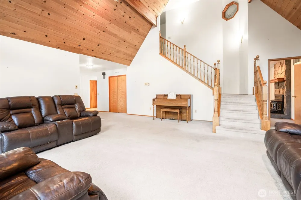 14 Overview Lane Elma, WA 98541