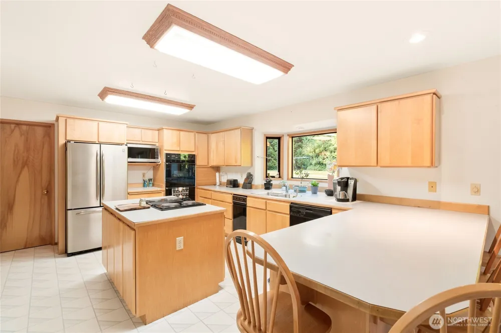 14 Overview Lane Elma, WA 98541