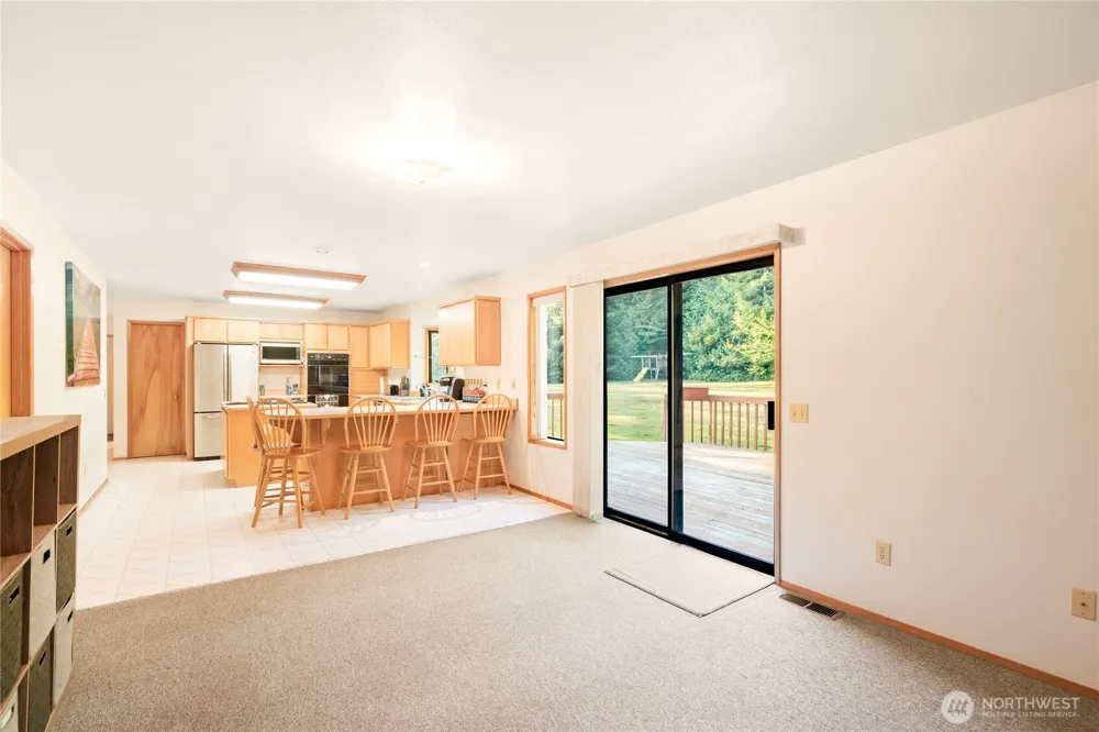 14 Overview Lane Elma, WA 98541