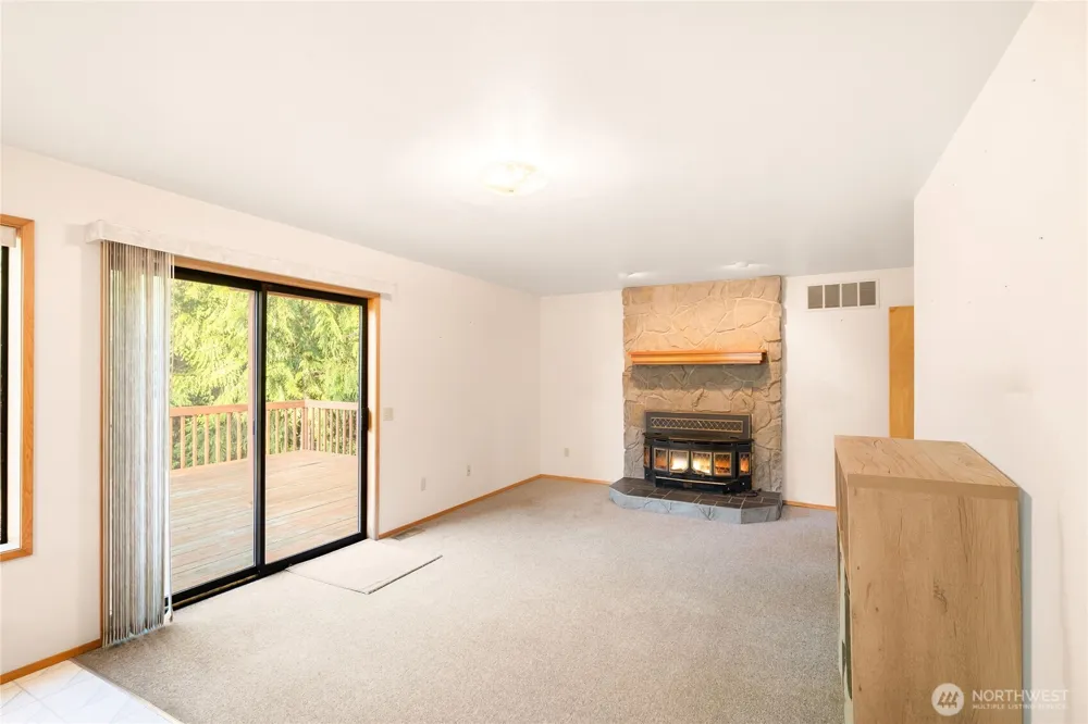 14 Overview Lane Elma, WA 98541