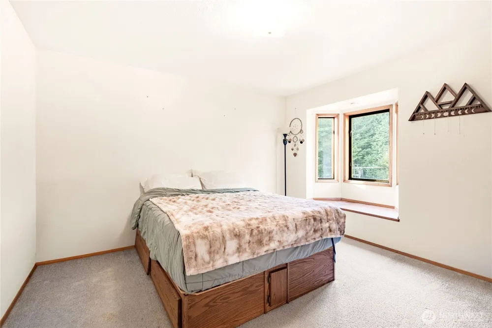 14 Overview Lane Elma, WA 98541